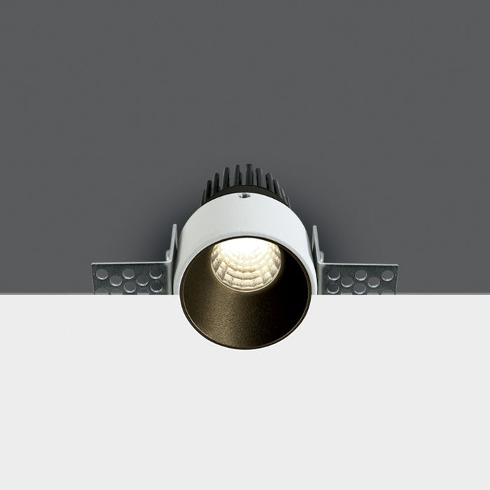 ONE Light Recessed LED Downlight 3W 240lm 3000K CRI90 IP20 Black 10103BTR/B/W