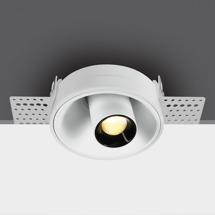 ONE Light Recessed LED Downlight 7W 560lm 3000K CRI90 IP20 White 11107TTR/W/W