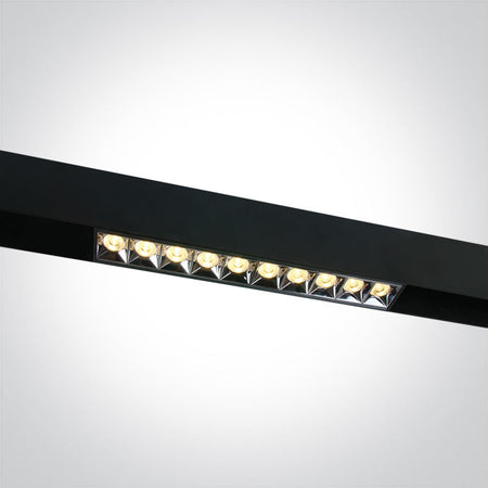 ONE Light Track Spot 22W 1760lm 3000K CRI90 IP20 Black 42102BL/B/W