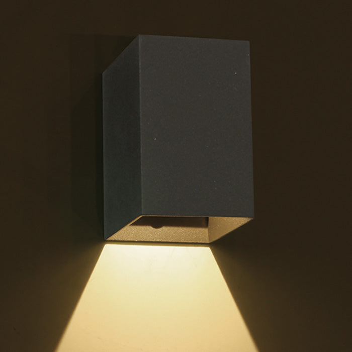 ONE Light Wall Light 3W 200lm 3000K CRI80 IP54 Anthracite 67398/AN/W