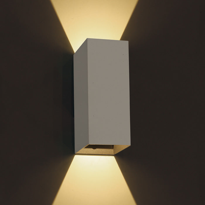 ONE Light Wall Light 2x3W 2x200lm 3000K CRI80 IP54 White 67398A/W/W