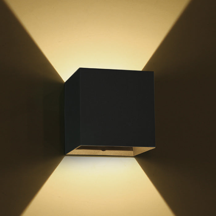 ONE Light Wall Light 2x3W 2x200lm 3000K CRI80 IP54 Black 67398C/B/W